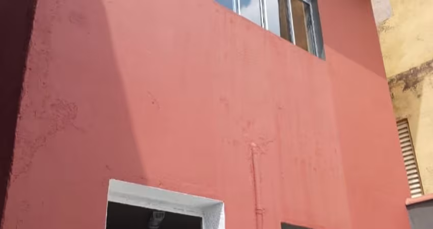 Sobrado para venda possui 122 metros quadrados com 3 quartos
