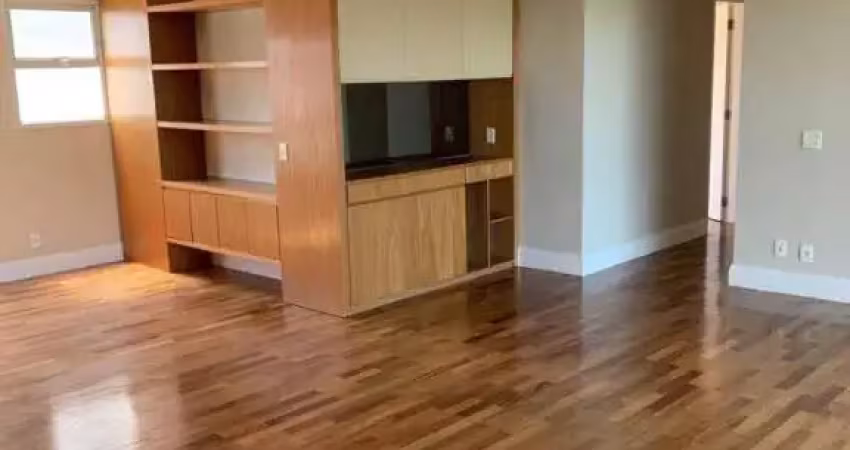 Apartamento à venda no Edifício M.O.R.E