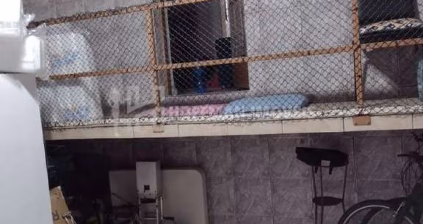 2 casas no terreno em ótima localização