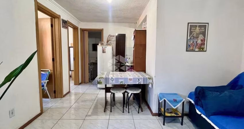 Apartamento com dois quartos, térreo, no Partenon