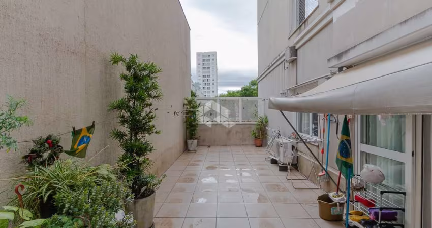 Apartamento Garden no bairro Santana em Porto Alegre de 2 dormitórios, terraço e vaga