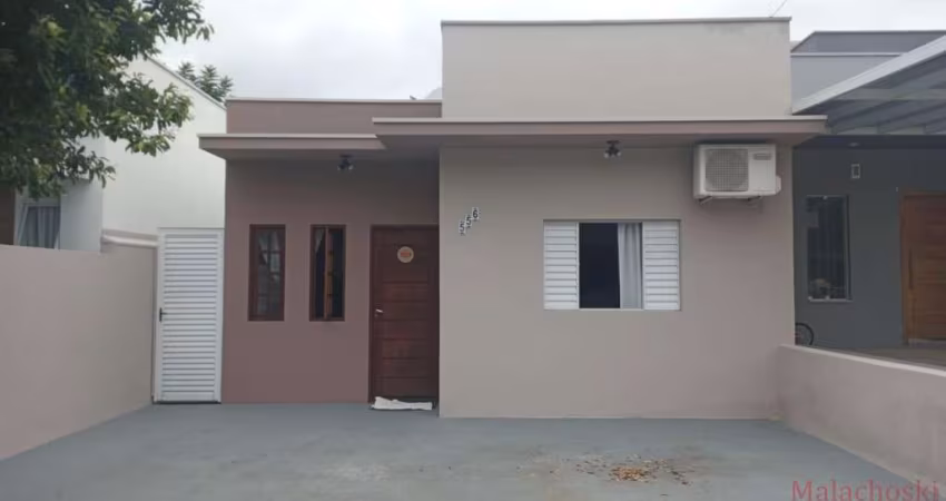 Casa para Venda em Salto, Jardim Guarujá, 2 dormitórios, 1 banheiro, 2 vagas