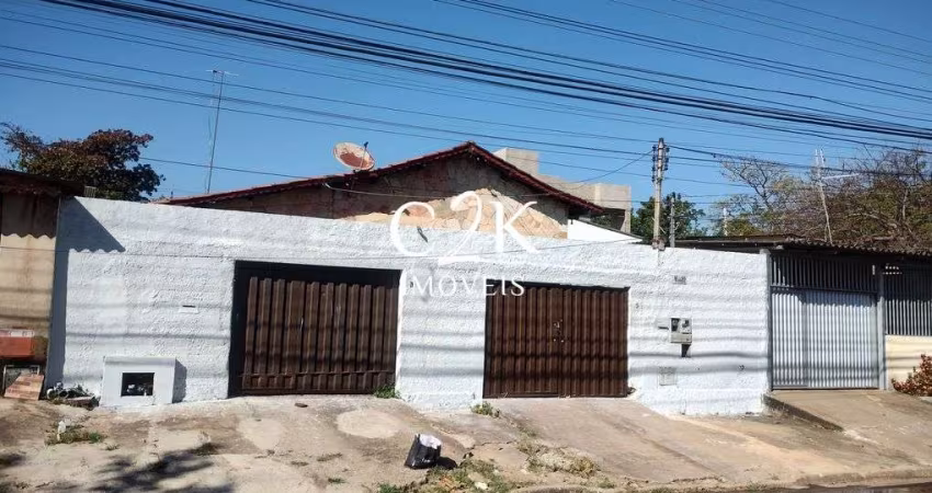 2 Casas no Lote a 200m do Passeio das Águas Shopping