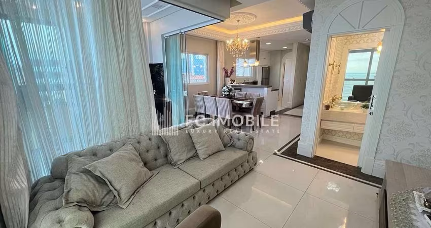 Apartamento com 4 suítes,  à venda na Meia Praia em Itapema/SC