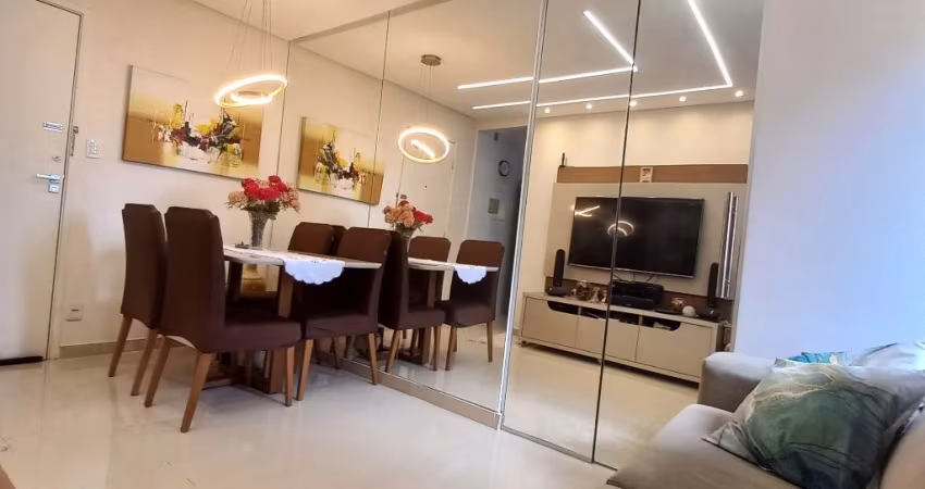 LINDO APARTAMENTO 2/4 TOTALMENTE REFORMADO