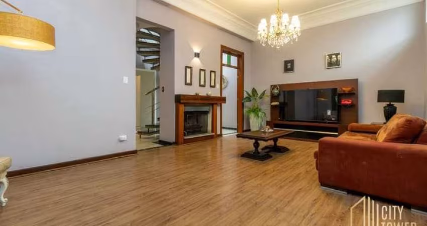 Casa tipo para venda com 3 quartos, sendo 3 suítes, 239m²
