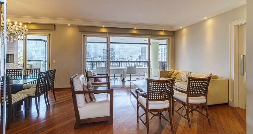 Apartamento tipo para venda com 4 quartos, sendo 3 suítes, 214m²
