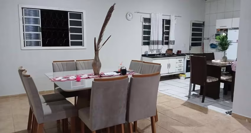 Casa para Venda em Jacareí, Chácaras Reunidas Igarapés, 3 dormitórios, 1 suíte, 2 banheiros, 4 vagas