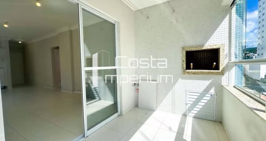 Apartamento  2 Dormitórios no Edifício Marinas Residence - Bal. Camboriú