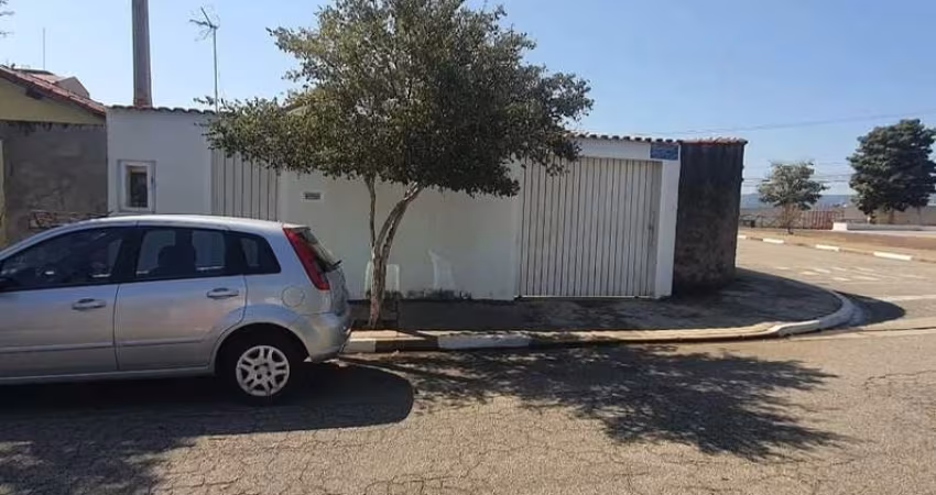 Casa com 3 quartos à venda na Joaquim Martins de Oliveira, 220, Conjunto Habitacional Votorantim C, Votorantim