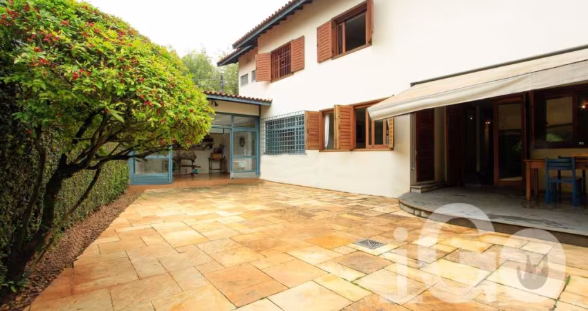 Casa com 4 quartos à venda na Rua Breves, Chácara Monte Alegre, São Paulo