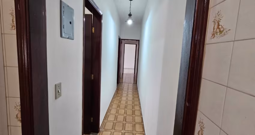 Excelente oportunidade, valor abaixo do mercado - casa com pintura nova, bem localizada na Zona Sul de SJC no Bairro Morumbi