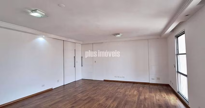 EXCELENTE APARTAMENTO - A 200 METROS DA ESTAÇÃO BROOKLYN DO METRÔ