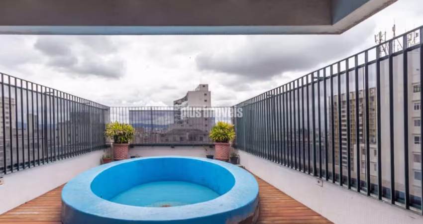 Higienópolis! Cobertura duplex com 700m² e 4 suítes!