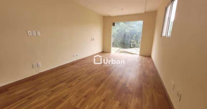 Casa com 3 dormitórios, 200 m² - venda por R$ 550.000,00 ou aluguel por R$ 3.600,00/mês - Vila D'Este - Cotia/SP