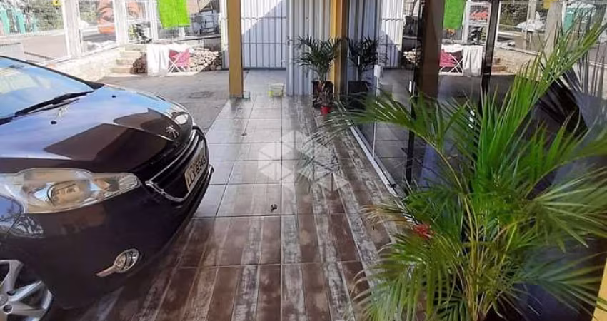 Casa com 2 quartos e 2 vagas
