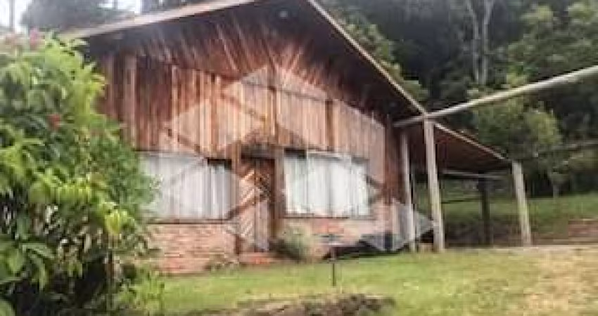 Oportunidade incrível de moradia ou investimento em local de ímpar beleza.
