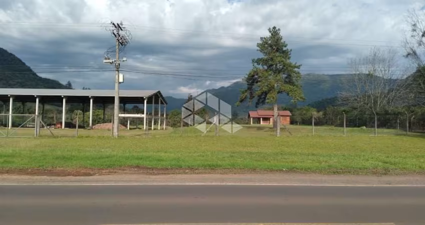 Excepcional terreno com frente para a RS452