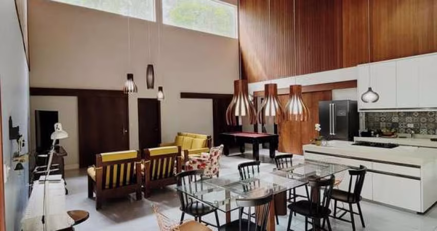 Casa à venda - Condomínio Iolanda - Taboão da Serra