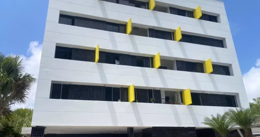 Condominio no Principe da Andorra 2/4 com uma suite