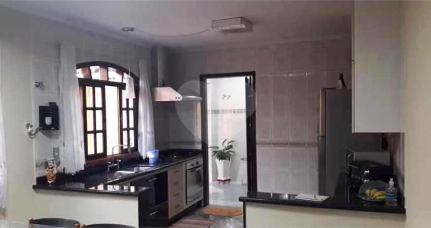 Casa com 3 quartos à venda em Vila Gustavo - SP