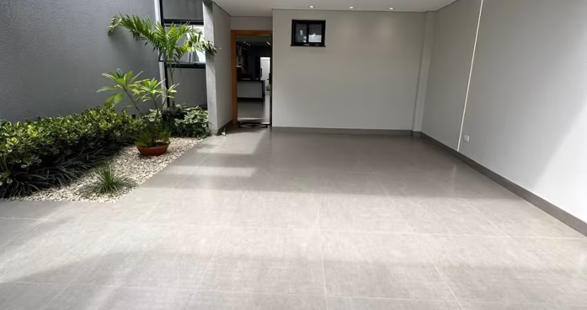 LINDA CASA A VENDA JARDIM LIBERDADE III
