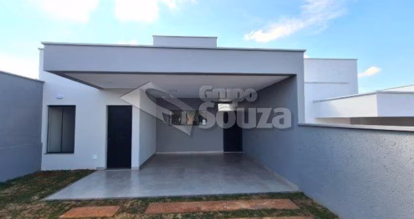 CASA NOVA  próxima ao hospital regional, ótima oportunidade de morar em um bairro tranquilo.