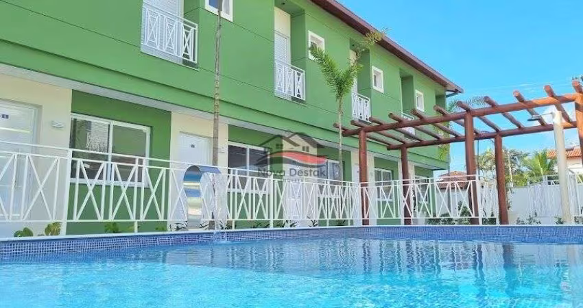 Sobrado em Condomínio 450 metros da Praia Capricórnio - Caraguatatuba-SP