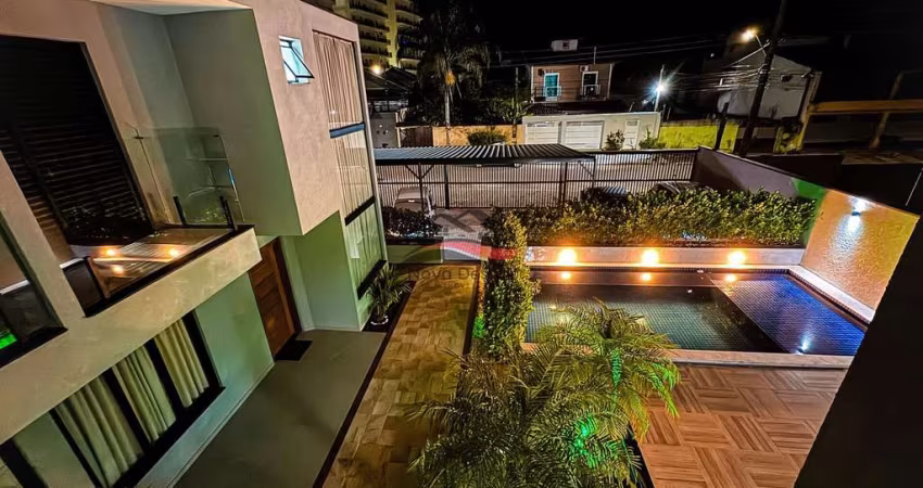 Lindo sobrado com 3 dormitórios , Cidade Jardim, Caraguatatuba, SP
