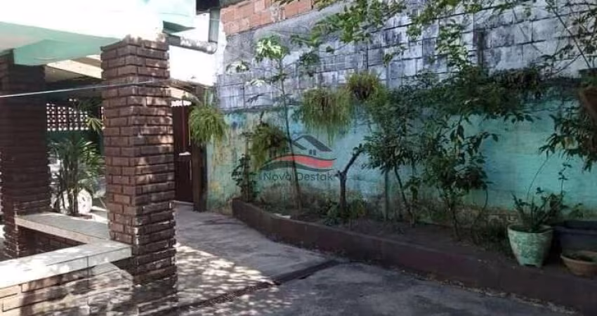 Casa à venda no bairro Jardim Porto Novo - Caraguatatuba/SP