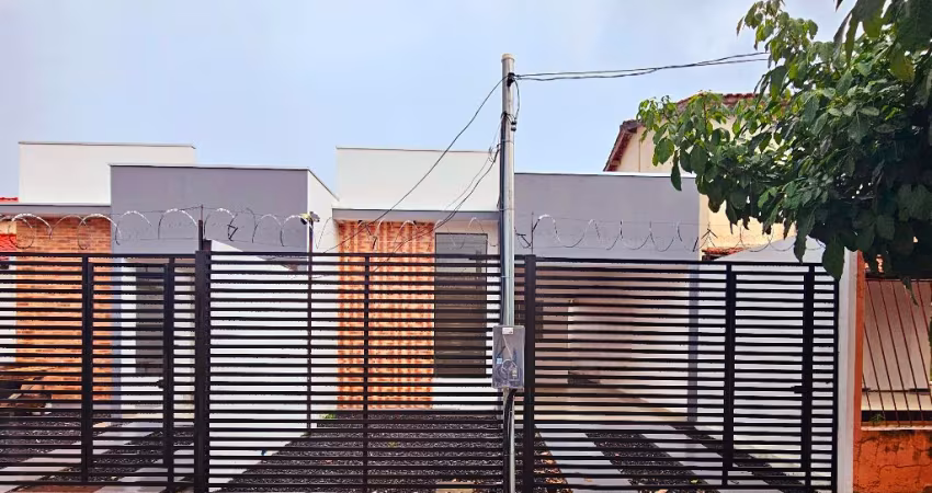 Casa a venda 3 quartos sendo 1 Suíte Bairro Jardim Gramado - Cuiabá - MT