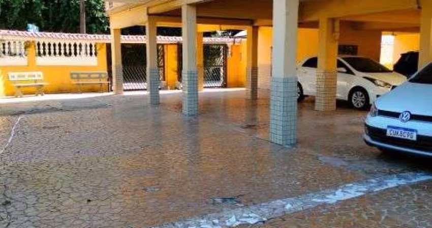 Apto térreo com 1 dormitório, reformado, bem localizado !