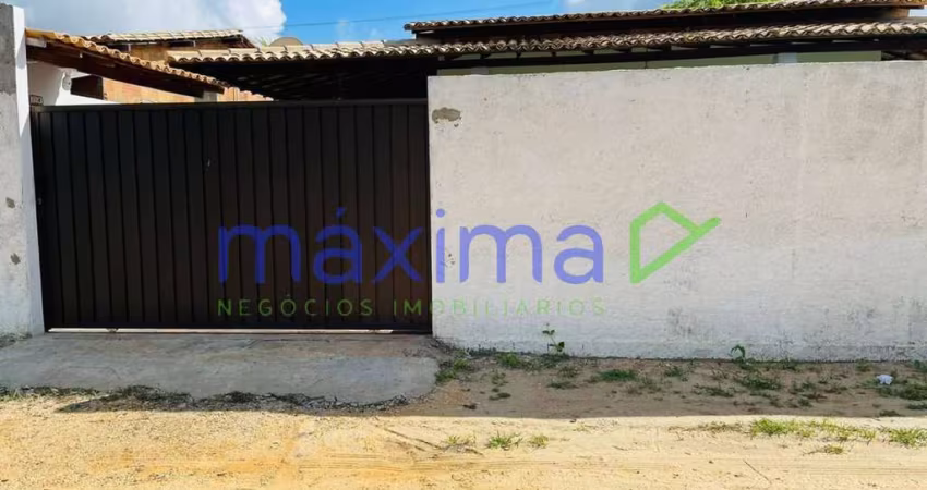 CASA 2 /4 COM PISCINA E CHURRASQUEIRA