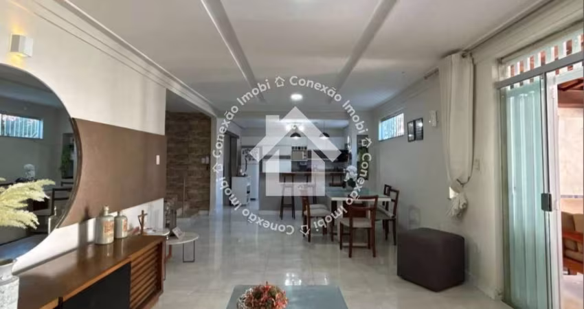 Casa com Sala de Cinema e 6 quartos à venda na Coroa do Meio