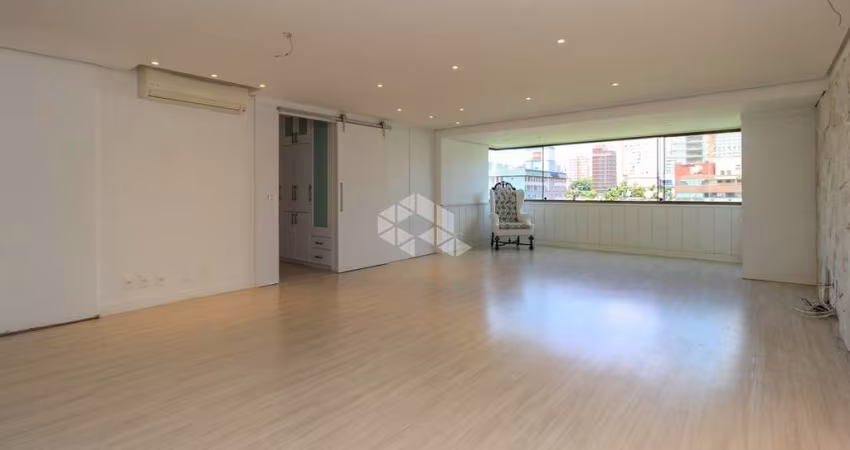 Apartamento em Moinhos de Vento