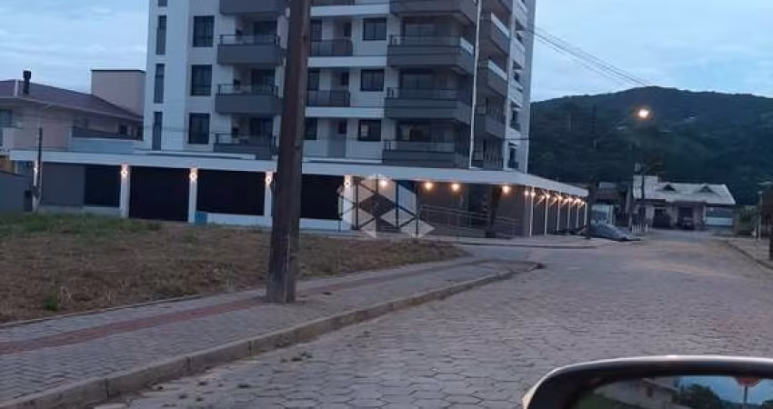Apartamento em Vila Becker