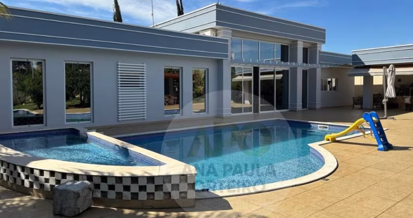 Linda Casa  térrea em Residencial Fechado em Americana-SP