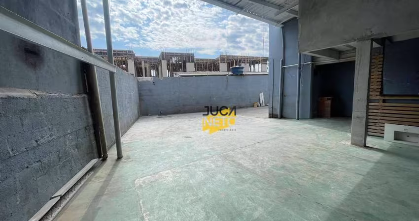 Casa com 2 dormitórios para alugar, 200 m² por R$ 3.500,00/mês - Vila São Francisco - Mauá/SP