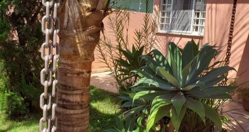 Casa com 3 dormitórios à venda, 152 m² por R$ 650.000,00 - Residencial Village Santana - Guaratinguetá/SP