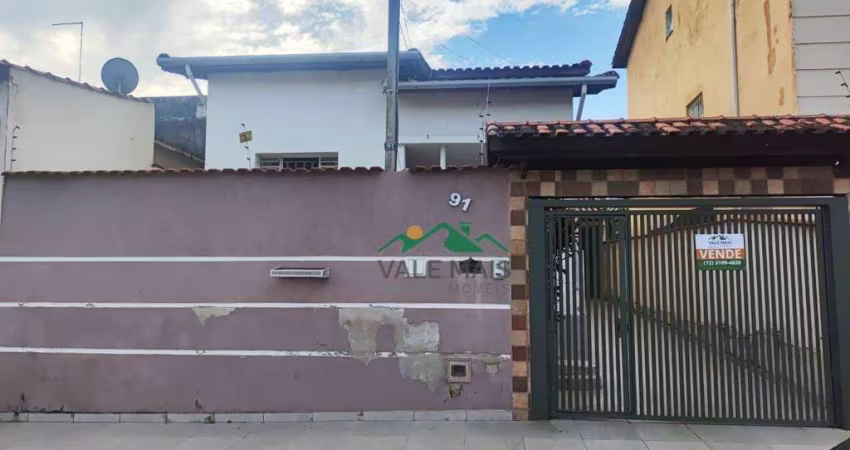 Casa com 3 dormitórios à venda, 140 m² por R$ 650.000 - Nova Guará - Guaratinguetá/SP