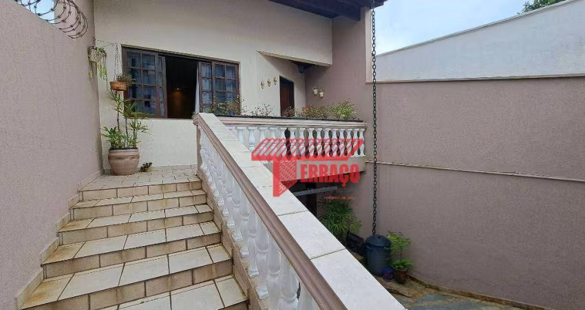 Casa com 2 dormitórios à venda, 264 m² - Vila Linda - Santo André/SP