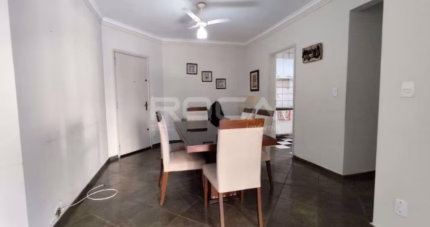 Apartamento à venda com 2 dormitórios no bairro Vila Amélia, em Ribeirão Preto.