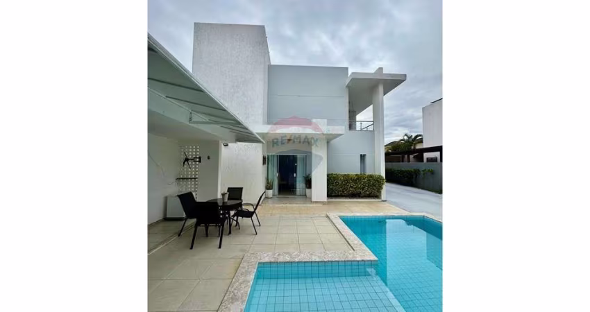 Venda de linda casa duplex em condomínio, com 4/4, 4 suítes, no Loteamento Miragem, em Lauro de Freitas/BA