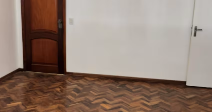 SQN 104 vazado semi reformado