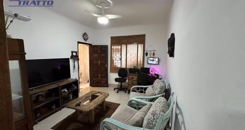 Casa com 3 dormitórios à venda por R$ 650.000,00 - Vila Guilhermina - Praia Grande/SP