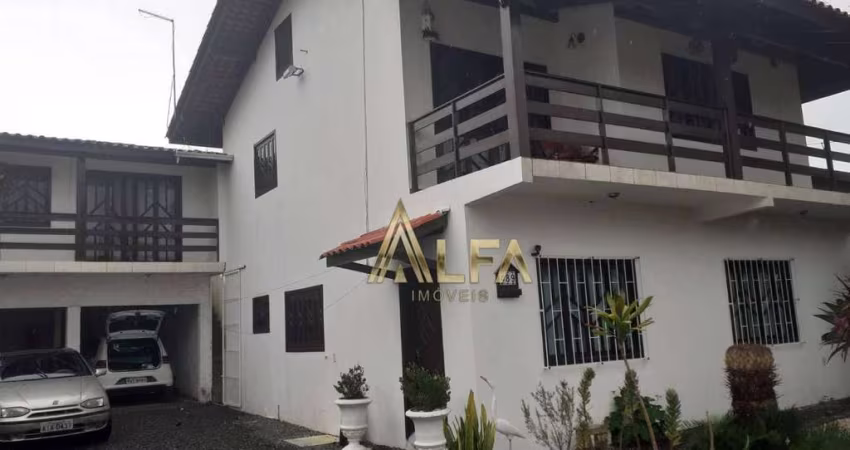 Excelente imóvel localizado em Penha/SC - Sobrado  com 3 dormitório sendo 1 suíte à venda, 260 m² por R$ 800.000