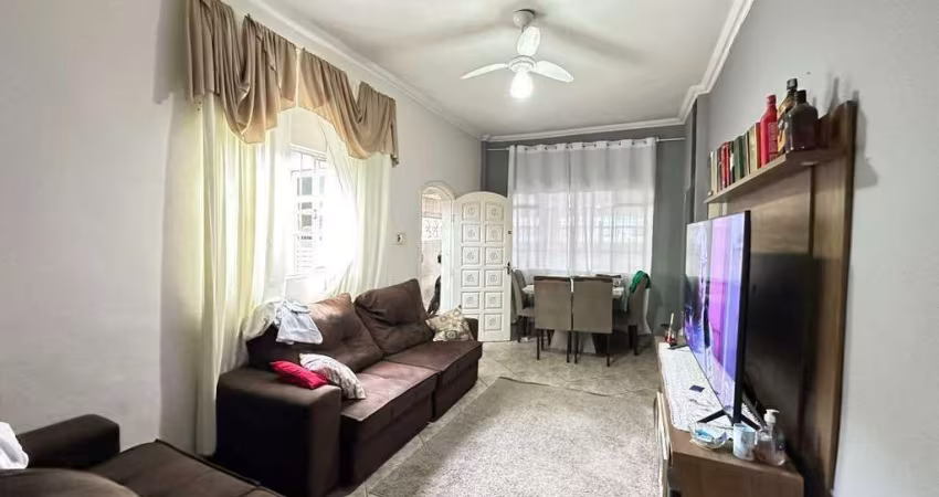 Casa à venda, 4 quartos, 2 vagas, Rádio Clube - Santos/SP