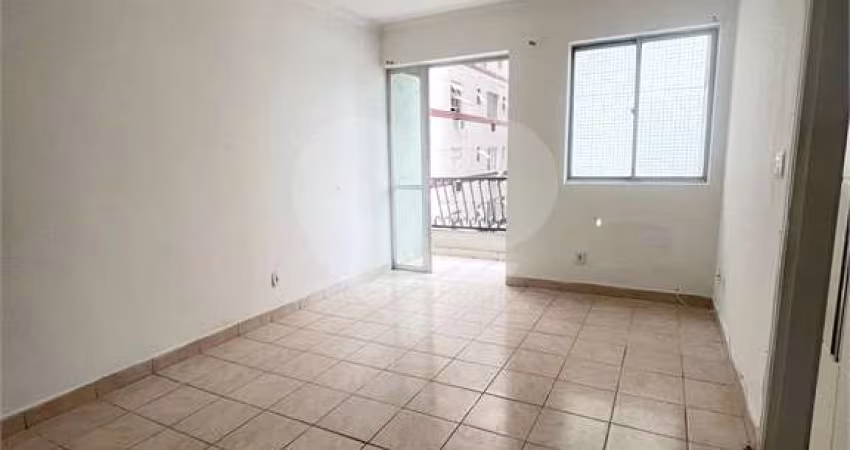 Apartamento com 2 quartos à venda em Embaré - SP