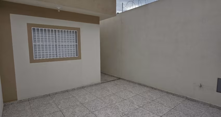 Casa Térrea Linda / Nova / Documentação ok / Aceita Financiamento / Aceita proposta de permuta.