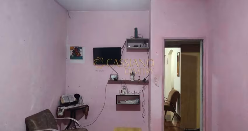 Casa térrea à venda de 328m² | 04 dormitórios sendo, 01 suíte e 02 banheiros | Vila Betânia - São José dos Campos |
